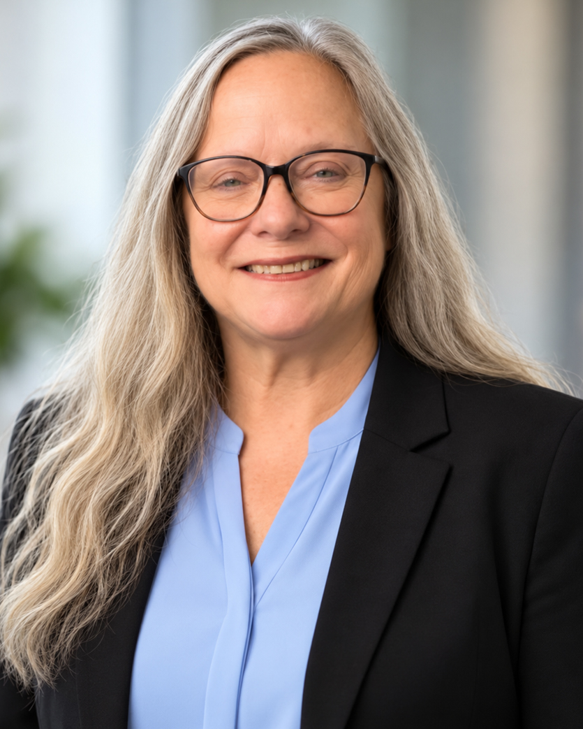 Vicky Chastain – Professional Photo – Headshot cropped